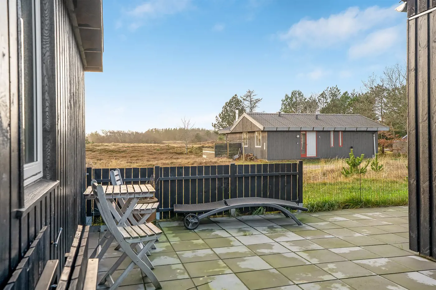 1301 outdoor seating